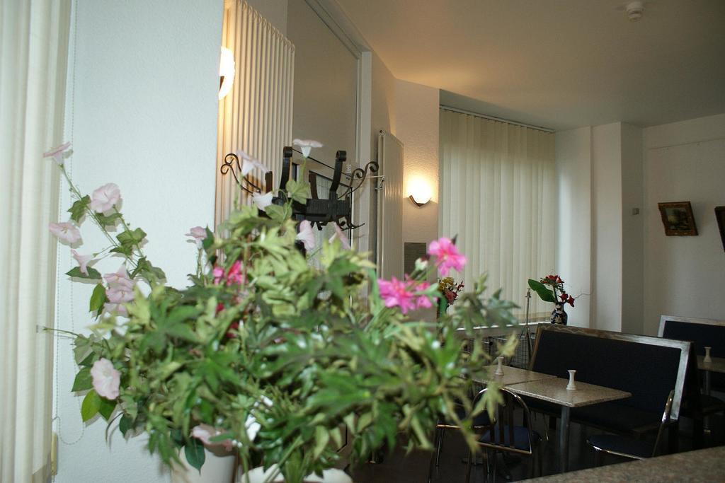 Hotel Garni Aaberna Βερολίνο Εξωτερικό φωτογραφία